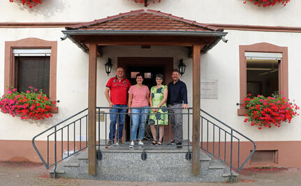 v. l. n. r.: Ortsvorsteher Klaus Sauer, Elke Hoffmann, Carmen Schmidt, Bürgermeister Viktor Lorenz