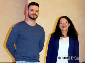 Andreas Kindsvater und Ortsvorsteherin Pamela Otteni-Hertwig