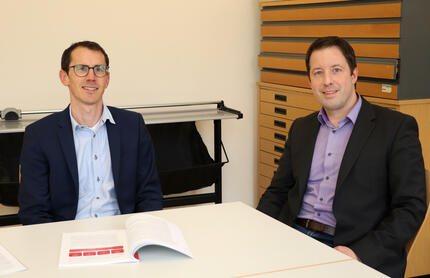 Geschäftsführer Michael Heizmann (li.) und Bürgermeister Manuel Tabor