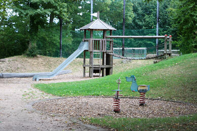 Spielplatz Am Berg